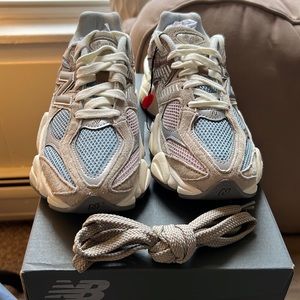 NWT - New Balance 9060